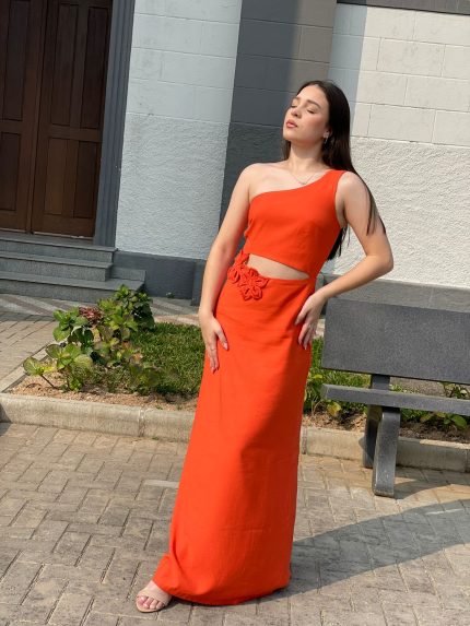Vestido midi ombro único